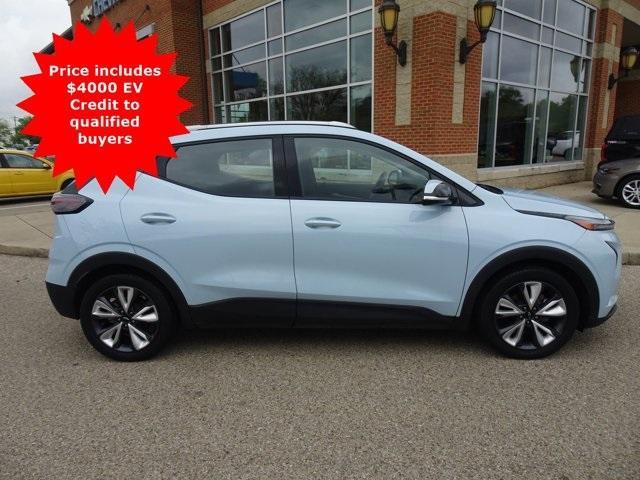 2022 chevrolet bolt euv lt