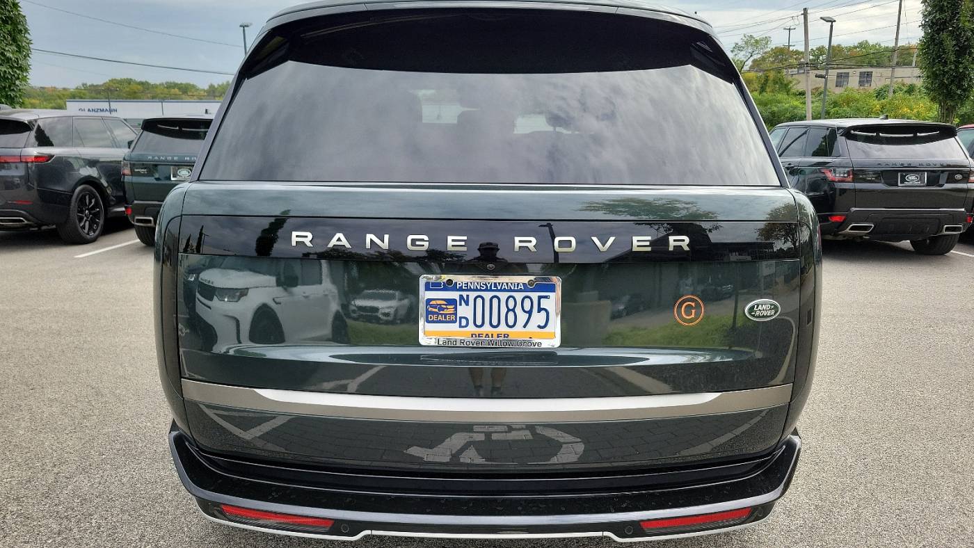 2023 land rover range rover p530 se