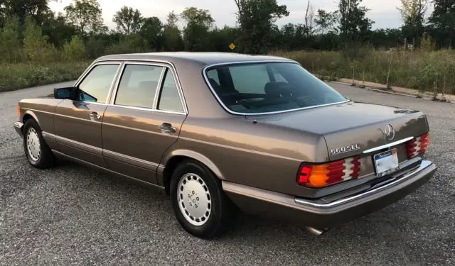 1991 mercedes-benz 560sel, very nice condition