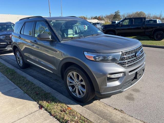 2021 ford explorer xlt