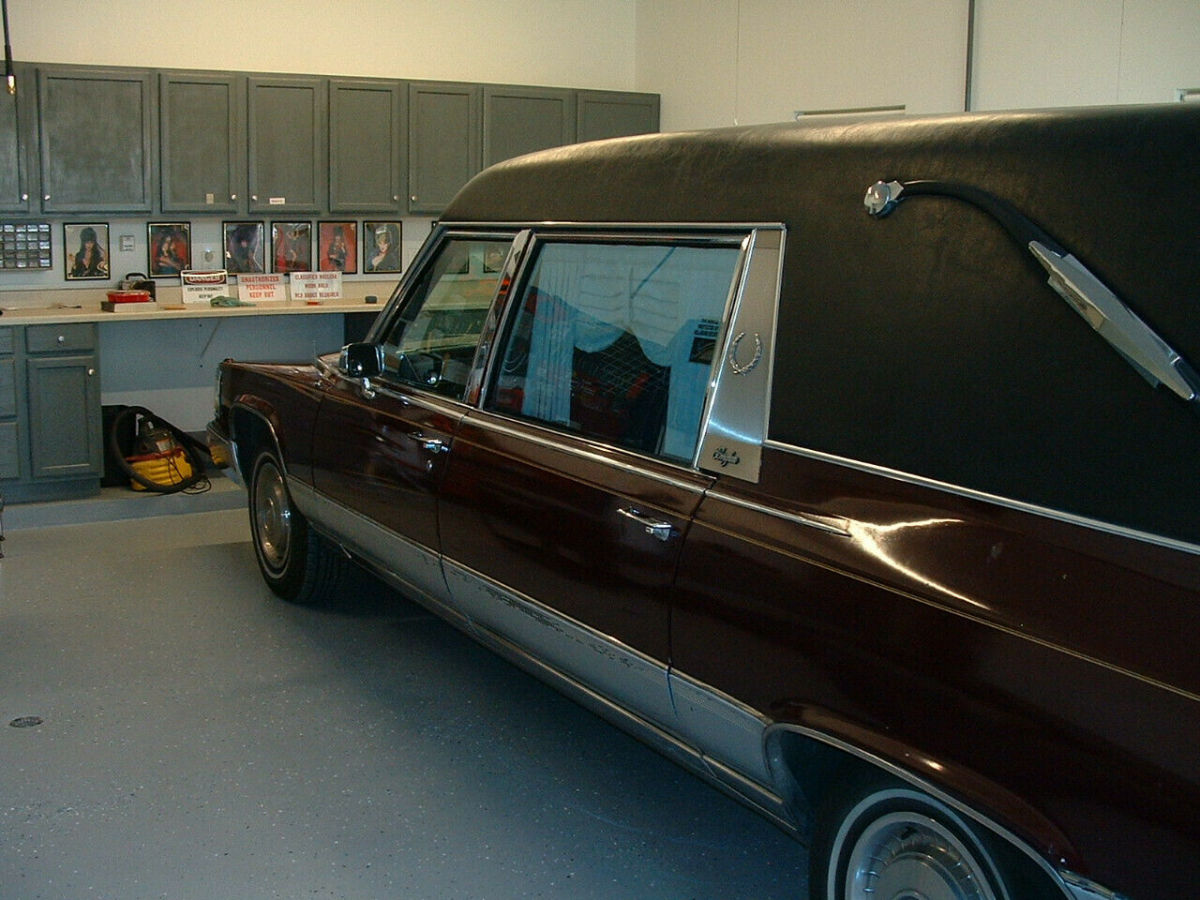 1991 cadillac brougham/hearse