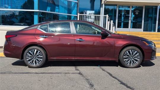 2024 Nissan Altima
