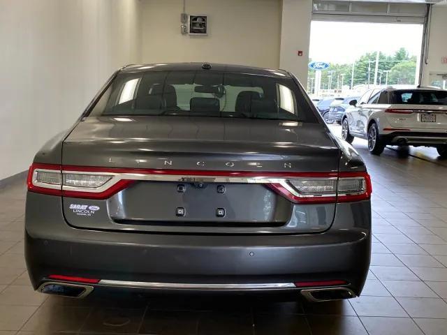 2017 lincoln continental select