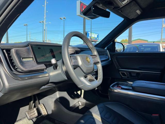 2023 rivian r1s adventure