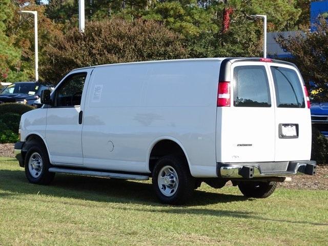 2022 chevrolet express 2500 work van
