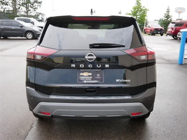 2022 nissan rogue sv