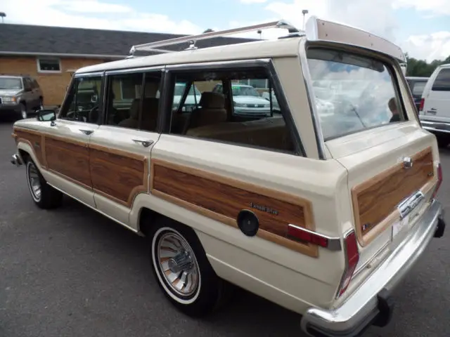 1986 jeep grand wagoneer woody wagon rust free restored 98 photos clean!!!!!!!!!
