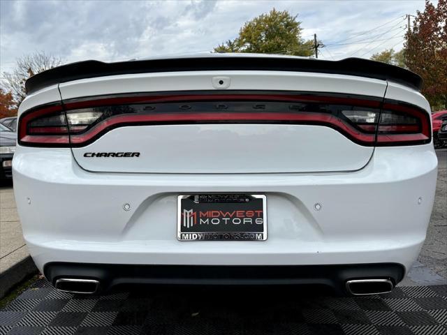 2022 dodge charger sxt