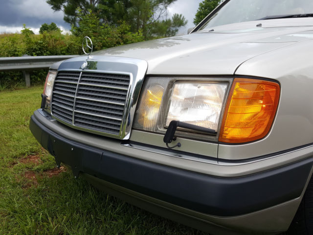 1991 mercedes benz 300e - one day christmas special price