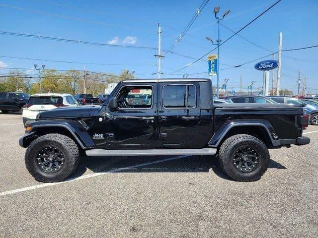 2020 jeep gladiator overland in lakewood, new jersey