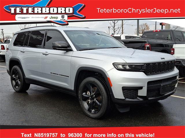 2022 jeep grand cherokee l altitude