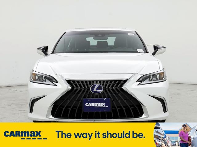 2022 lexus es 300h