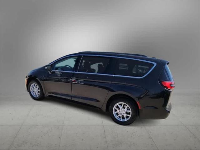 2022 chrysler pacifica touring l
