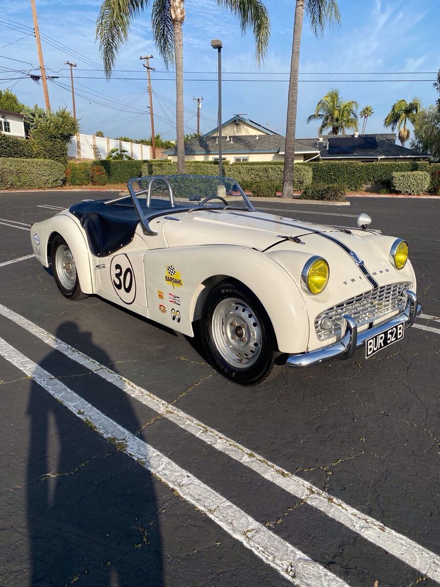 1960 triumph tr 3 convertible white