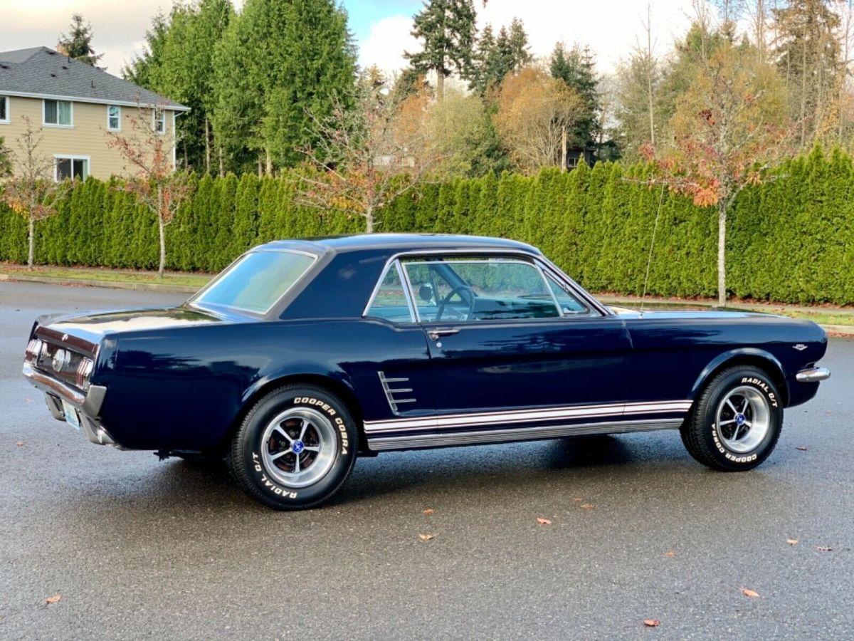 1966 ford mustang coupe pony package