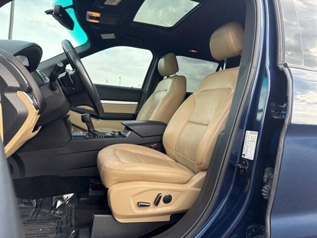 2017 ford explorer xlt