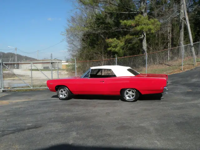 1968 plymouth satellite convertible, nice car, new top, road runner body style