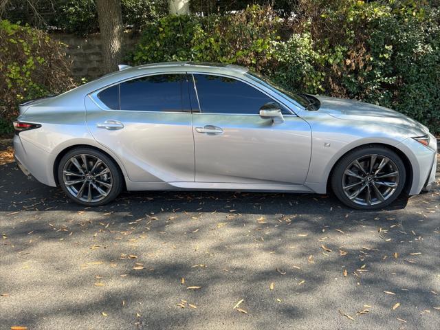 2022 lexus is 350 base