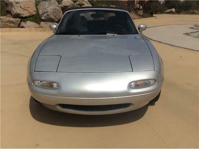 silver mazda mx-5 miata with 47320 miles available now!
