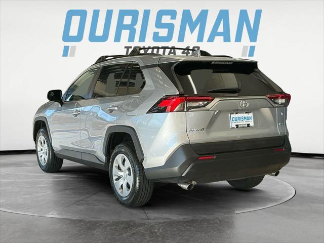 2020 toyota rav4 le