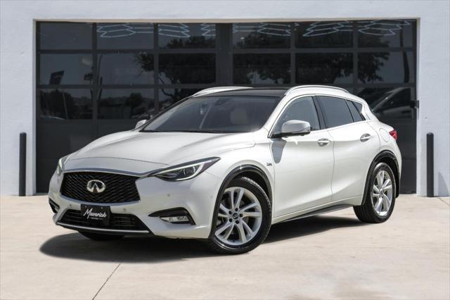 2019 infiniti qx30 essential