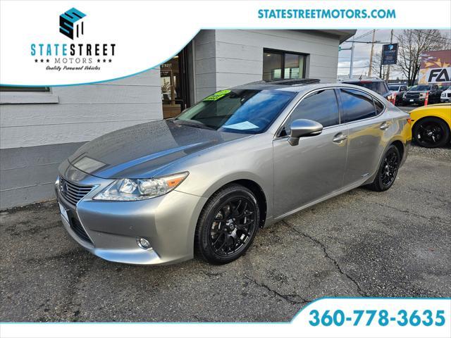 2015 lexus es 300h base