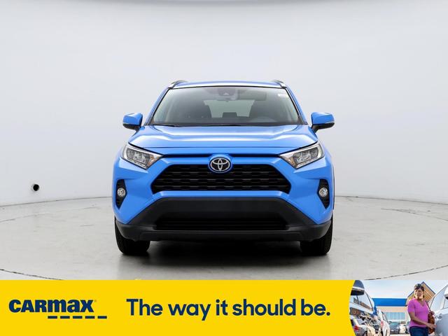 2019 toyota rav4 xle