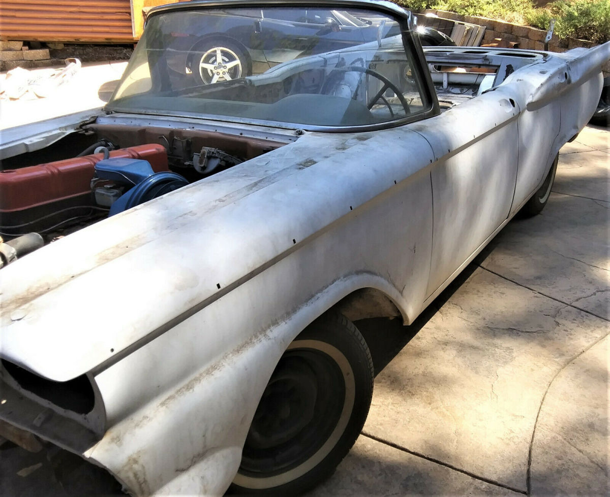1959 59 ford custom 300 ratrod project or use good engine & tranny & windshield