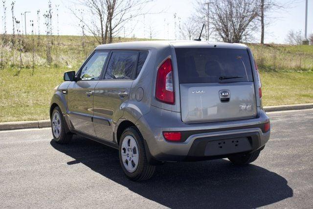 2013 kia soul base in kenosha, wisconsin