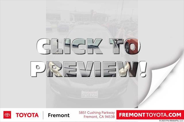 2010 toyota corolla le