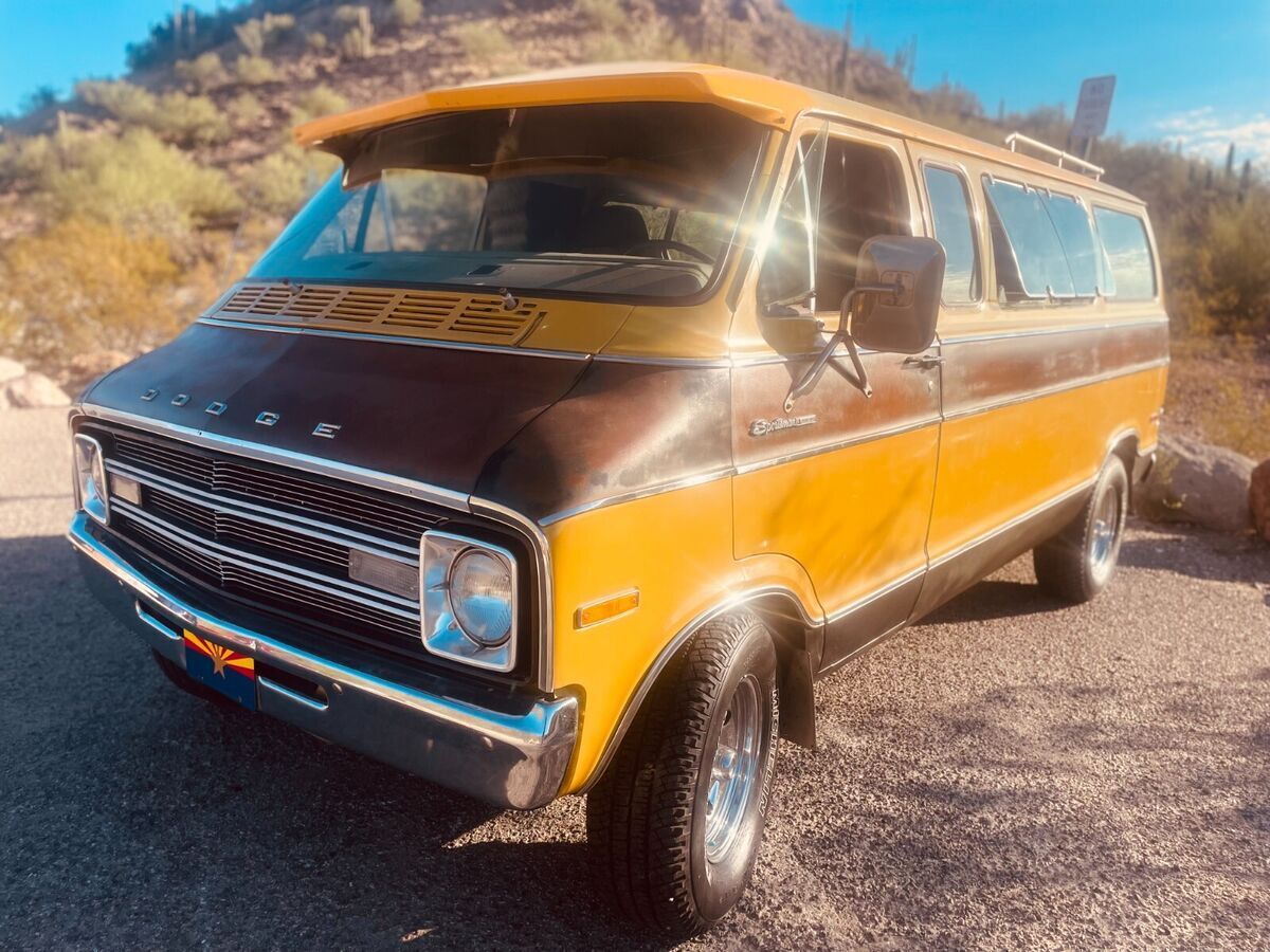 1977 dodge sportsman royal b200