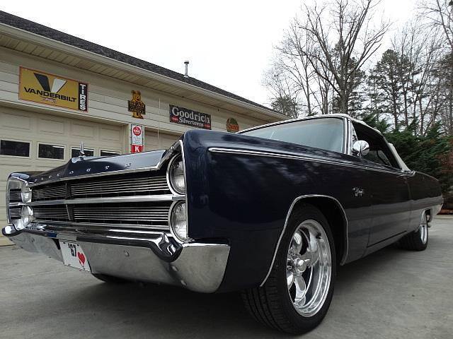 1967 plymouth fury convertible.....nice paint and interior