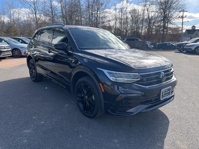 2022 volkswagen tiguan 2.0t se r-line black