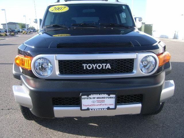 2007 toyota fj cruiser 4dr 4x4 base for sale in grand forks, north dakota
