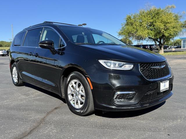 2022 chrysler pacifica touring l