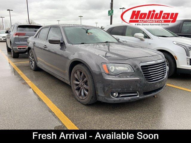 2014 chrysler 300 s