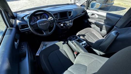 2020 chrysler pacifica touring