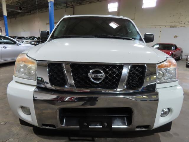 2015 nissan titan sv