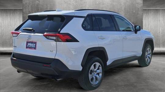2021 toyota rav4 le