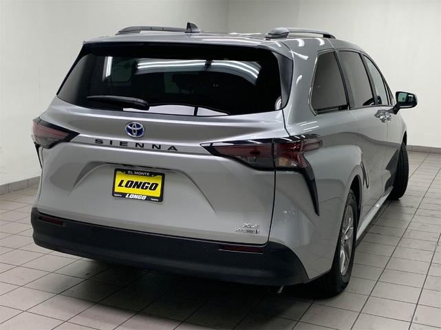 2024 toyota sienna xle
