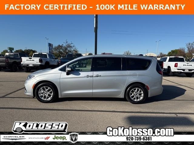 2023 chrysler pacifica touring-l