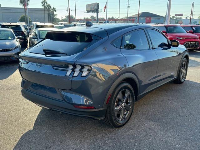 2021 ford mustang mach-e select
