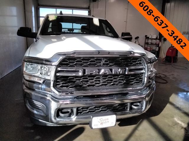 2022 ram 2500 tradesman crew cab 4x4 6'4' box