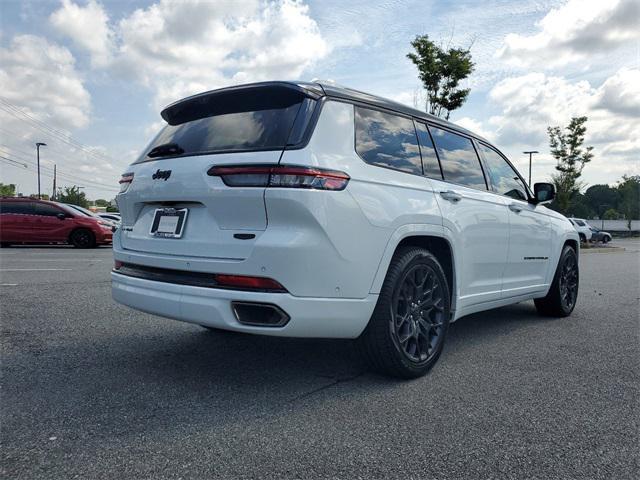 2023 jeep grand cherokee l summit