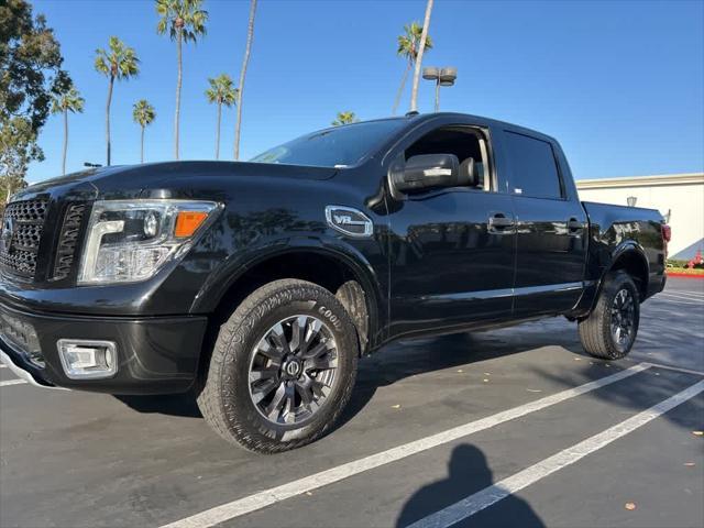 2017 nissan titan pro-4x