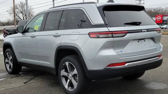 2024 Jeep Grand Cherokee
