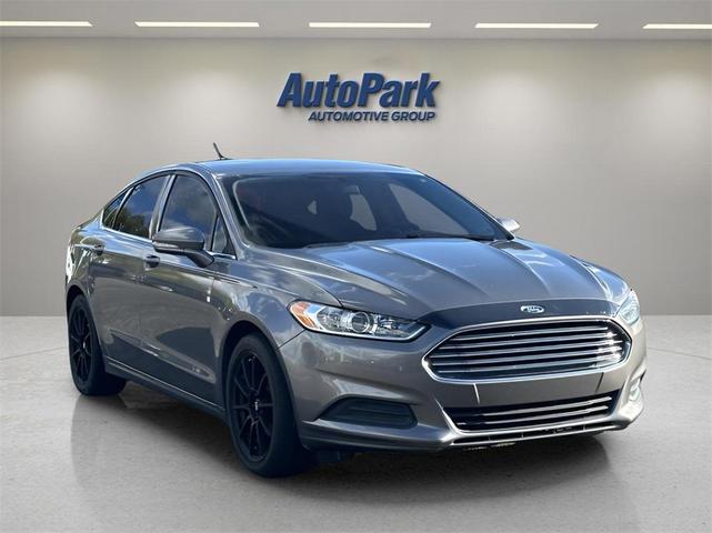 2014 ford fusion se