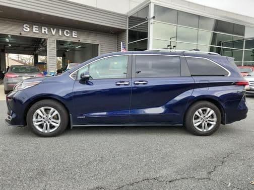 2021 toyota sienna limited 7 passenger 4dr front-wheel drive passenger van in elkton, maryland