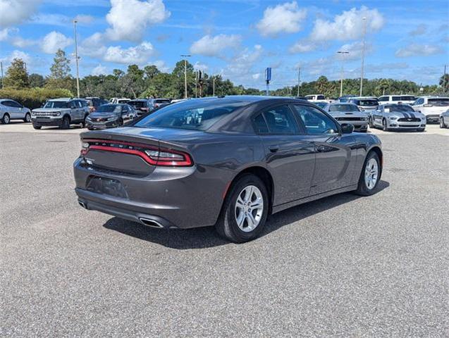 2021 dodge charger sxt