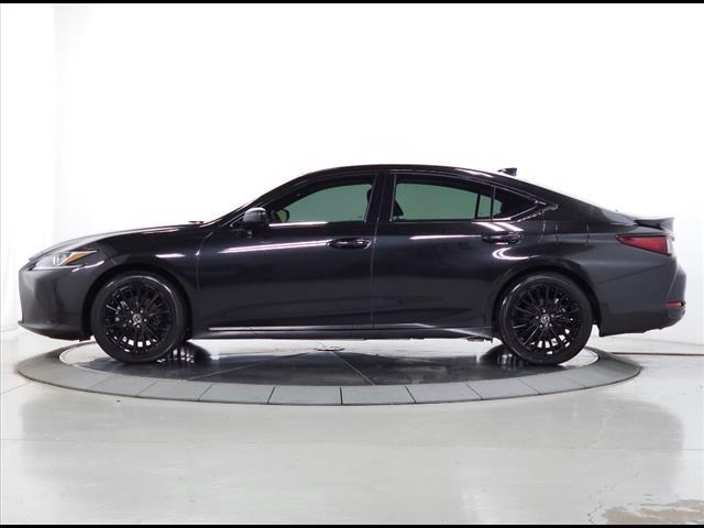 2023 lexus es 300h base